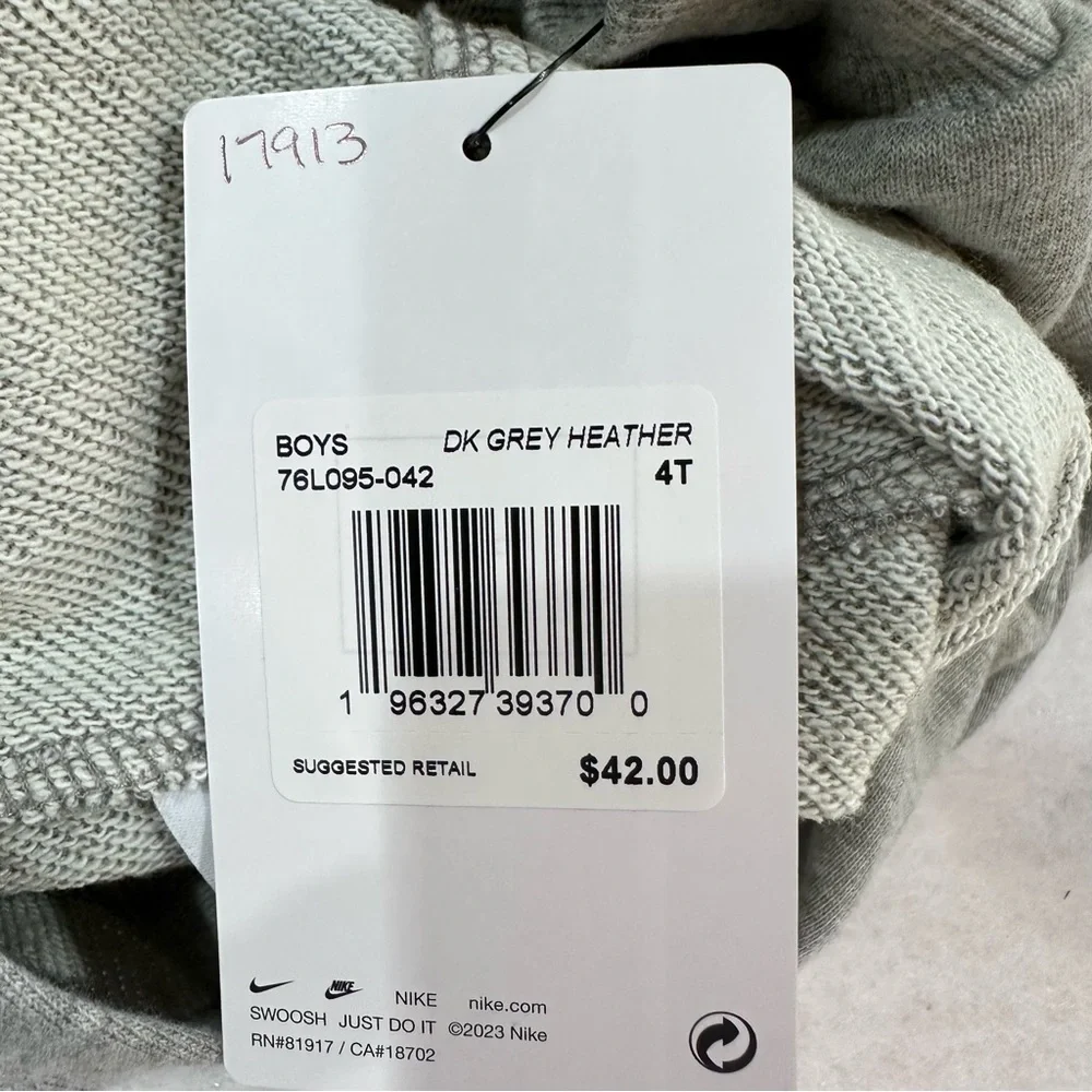 Boy’s Nike Gray Sweatshirt Hoodie